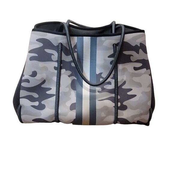 Haute Shore Neoprene Carry All Tote Bag Gray Camo Large Colorful Packable - Picture 1 of 12